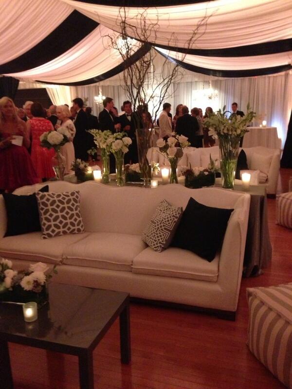 marieeami's tweet photo. Greatest wedding of all time!  Thank you @abryanphoto for capturing it all! http://t.co/DbqVrxJghv