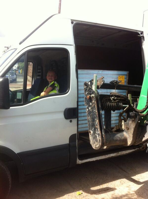 compochambers's tweet image. 