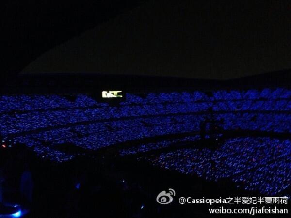 BR8ZebuCYAAdEb9.jpg:large