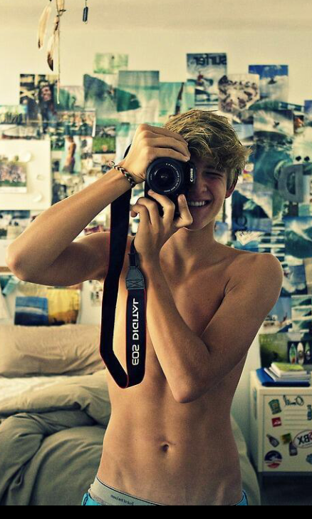 hotsmenn's tweet photo. Foto aquii http://t.co/YfcXXIvReu
