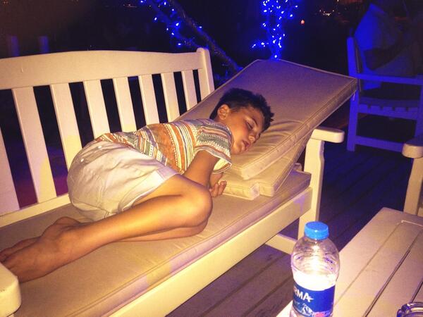 C_Chappers's tweet image. Tired #busyday#playing#Holiday