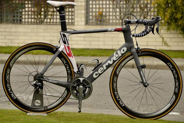 Sam_Horgan's tweet photo. Absolutely love my new bike. Thanks @CerveloAus @ShimanoOZ @PROLOGOTOUCH @hubcycles and of course @BudgetForklifts http://t.co/arzZQiMVn4