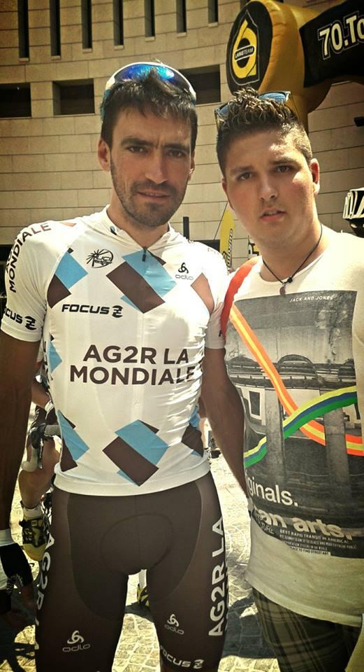 MontiMonti9's tweet photo. @riblon grande:) http://t.co/lOEtAeiTfQ