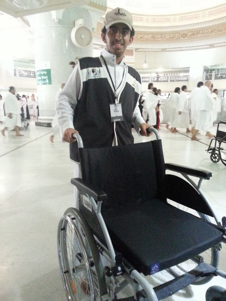 3ajel_ksa's tweet photo. حقَق الشاب المكي فهدالهذلي،رقماًقياسياًفي خدمة المعتمرين ضمن برنامج "شباب  #مكة في خدمتك"دفع عربة المعتمرين 700شوط 
. http://t.co/p17ESIKlkD