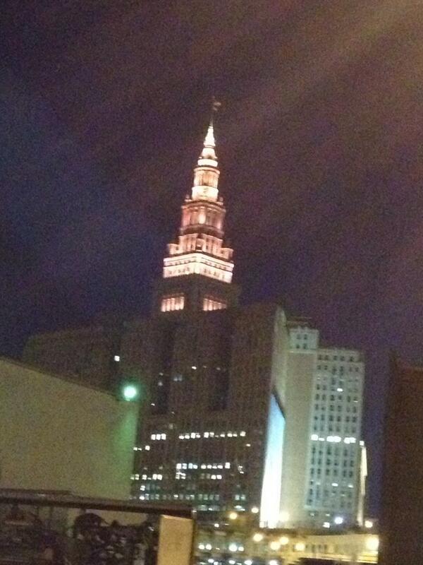 Terminal Tower Light tweet media