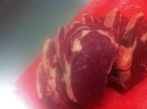 Rib-eye - vers van het mes...