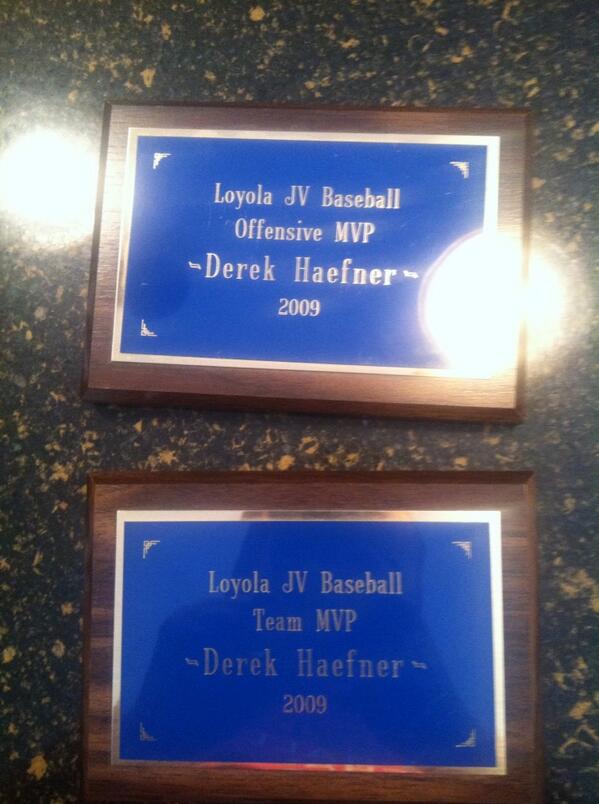 BornToRake's tweet image. Came home and these are just Chillin on the kitchen counter... #SameYear #Captain