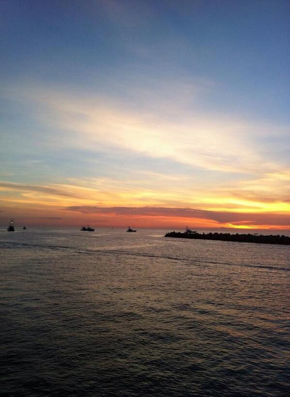 Early morning leaving the Cabo Riviera Marina during East Cape Bisbees tournament. #alltheprettycolors