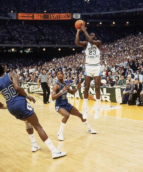 HeelAthletics's tweet photo. #RememberWhen http://t.co/FUNHgOu2Ij
