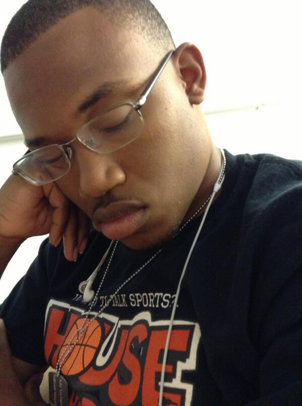 Shan_anigans13's tweet image. @nhbootcamp #new605 just wears this guy down #graphicsclass @ThomasLScott2