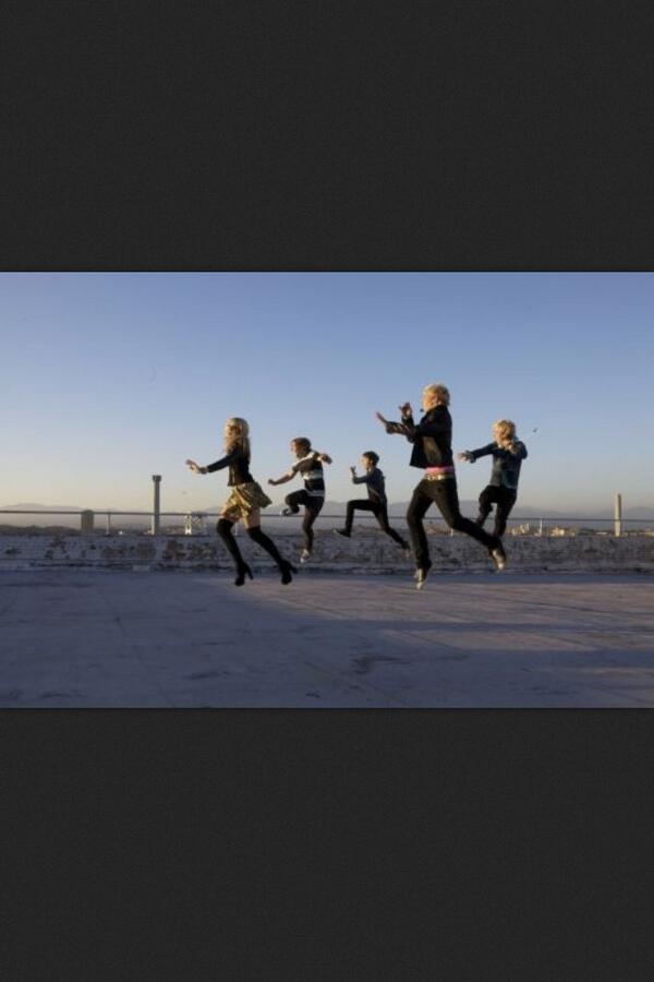 R5OfficialRP's tweet photo. http://t.co/cFLU0uwFdt