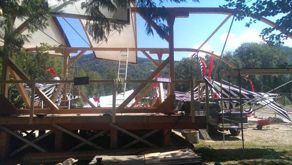 jonjerms's tweet image. #shambhala #livingroom
