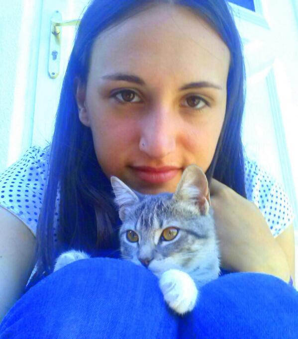 taaa_prieto's tweet photo. Misiiii http://t.co/mBwglOgbSi