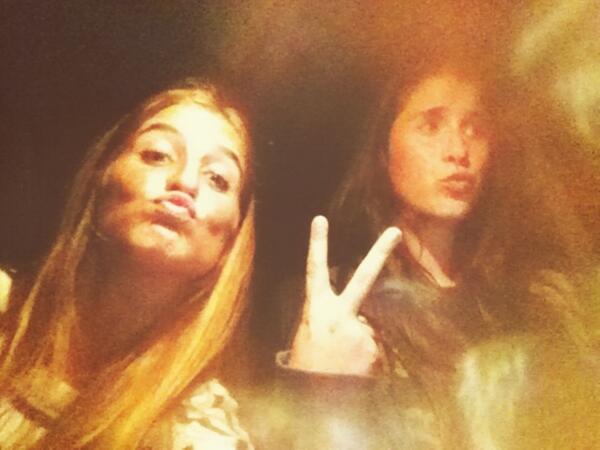 csacsacsa13's tweet photo. Al final nos liamos y a comillas @ManzanaresMaria #rengifosss http://t.co/nrgaK0DhZf