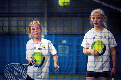 TennisFactory's tweet photo. http://t.co/StehBAmTtn Great pic thro @TennisFactory #reboundnet @TonyBlairSF #NE #SchoolsCompetition http://t.co/zOjd5DFUhV