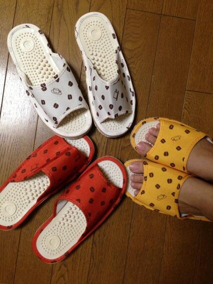 けろりーな ダイソーにこんな可愛い健康サンダルが ３色すべて買ってしまいました コーヒー好きにはたまりません Http T Co Ytwte8hufo