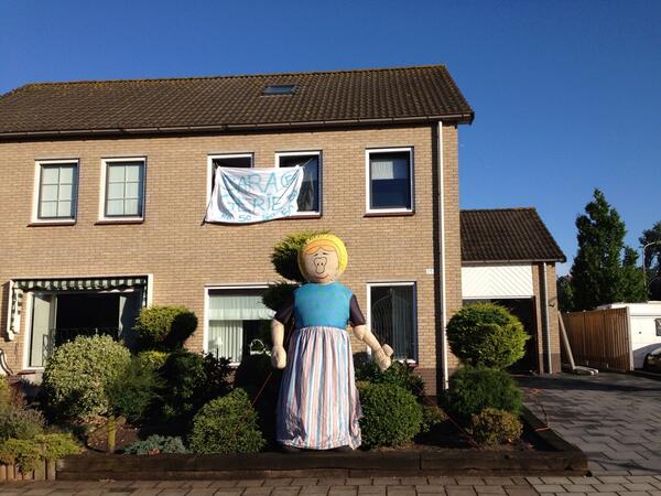 jaapjut's tweet photo. Nogmaals moeder!!! Omdat je het zo leuk vind... http://t.co/w8CCApnu1N
