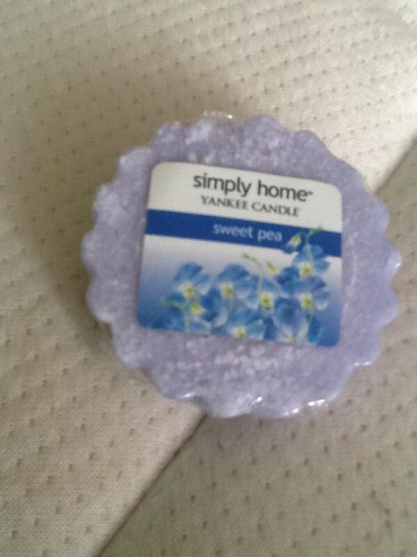 DistantExisting's tweet image. So, I was brought home this yesterday.