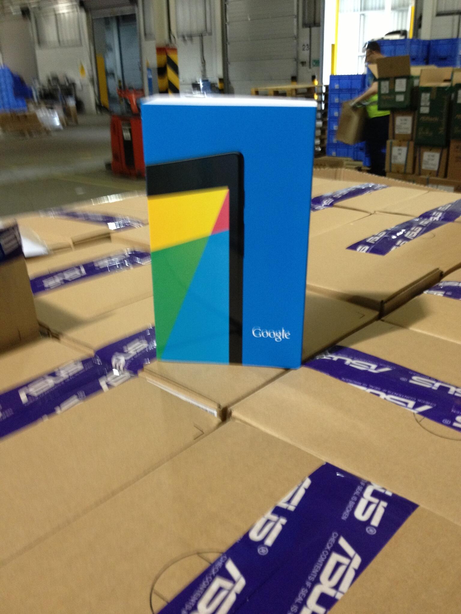 BRIz8ZbCYAAQLIZ.jpg:large