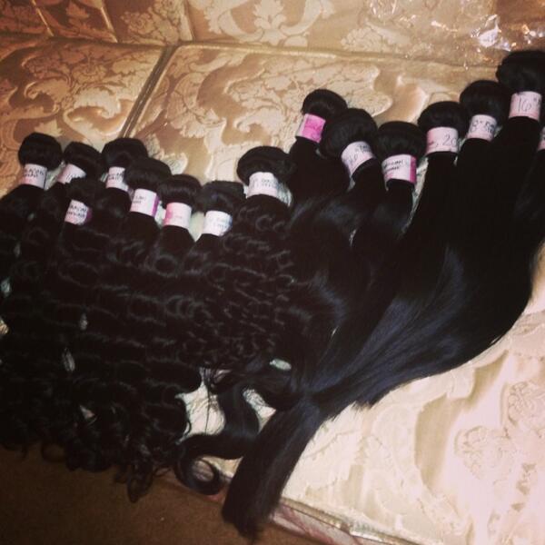 CHI_sweethrt's tweet image. I sell weave but don't wear weave #howthatwork? #fuckwitmeyouknowigotit !! @CiabraHair