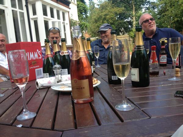 HolmanAnthony's tweet photo. The corporate events just overwhelmed me! Xxxx #holmanevents http://t.co/X4dFW5wOGD