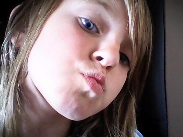 tashamde's tweet photo. I am just broad so i am not along pic for me :-) :-) http://t.co/HEQlbgZUQ8