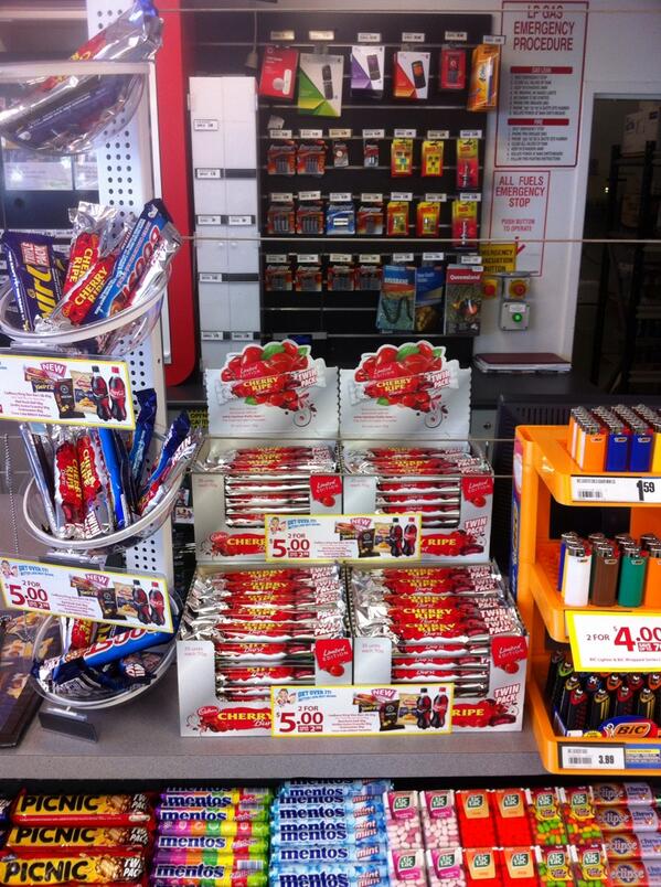 WOWmitchelton's tweet photo. How can anyone resist these!! 🍒 #burst #3000 http://t.co/kpvnpayeJe