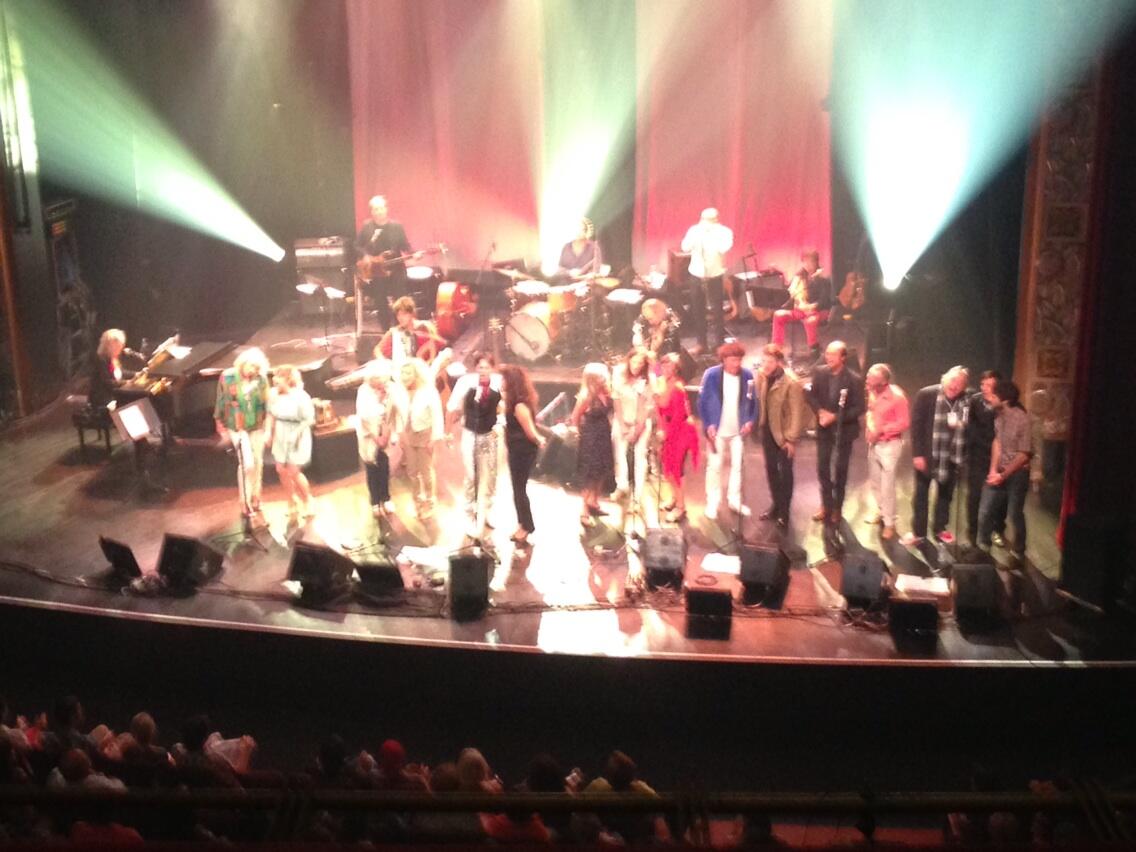 Stéphane Giroux on Twitter "McGarrigle tribute they're on again at 9