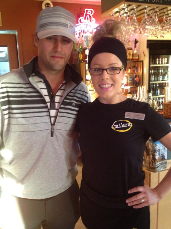 amberhurion's tweet photo. Served Jordan Eberle at Elk Ridge! http://t.co/9AP4xekBDB