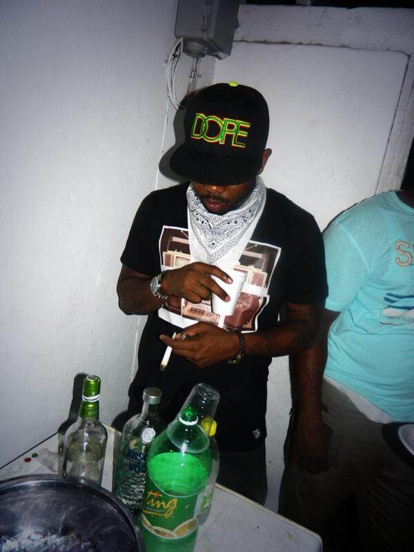 DamionBanton's tweet photo. Party shot http://t.co/63UGIl71qx
