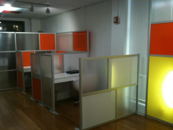 iDivideWalls's tweet photo. iDivide your space for peace http://t.co/qiMgtUA0Iy