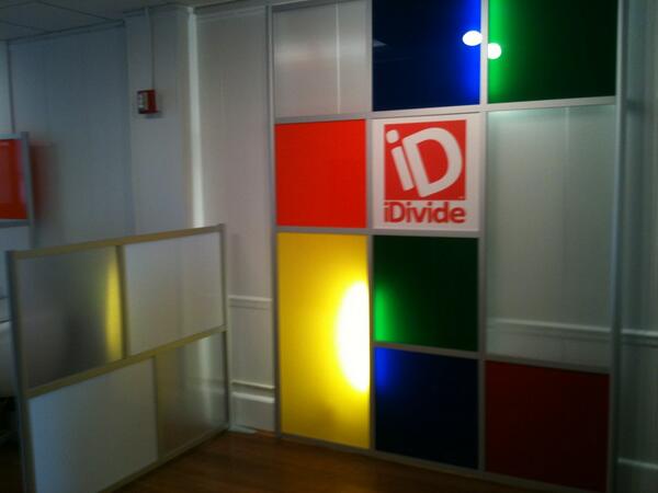 iDivideWalls's tweet photo. Divide your space with style! http://t.co/4cn3V0YsTM