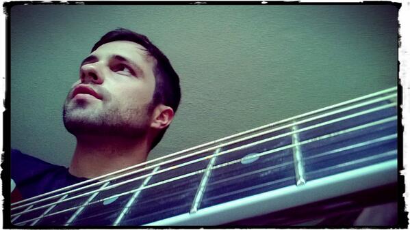 mikesierraa's tweet photo. Se finí ensayo ... De vuelta al estudio.. http://t.co/l0h2Tjljbg