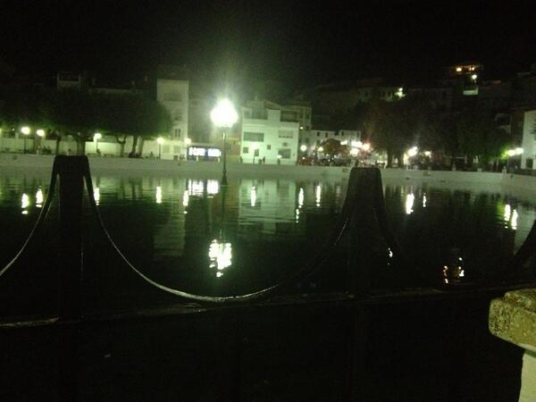 Tomando unos refresquillos con <a href="/NoemiiRios/">Noemí Ríos</a>  en la charca.