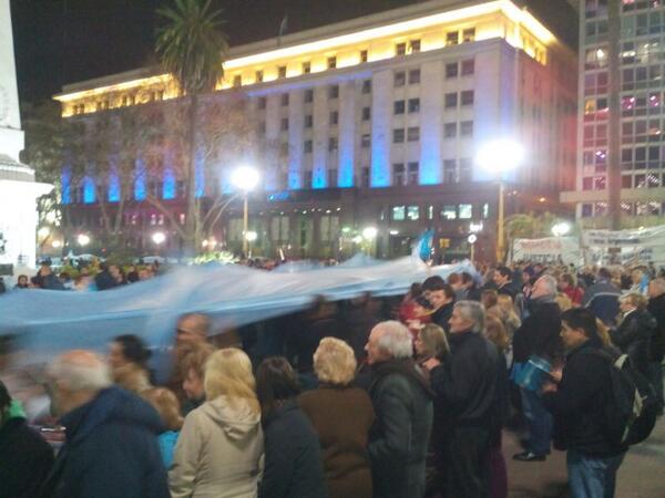 LMacacha's tweet photo. El #8AVamosTodos por un Congreso que vote a conciencia http://t.co/fYb2zsP3kb
