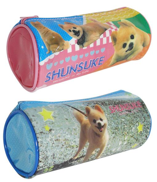 Zakka Bellhouse 雑貨ベルハウスbotです じゃらんのcmでお馴染みのポメラニアン 俊介くん の円筒ポーチ２種が好評発売中 俊介くんといつも一緒にいられるよ 詳細 T Co Gcuxuhzyae T Co 3536ufhgwz Twitter