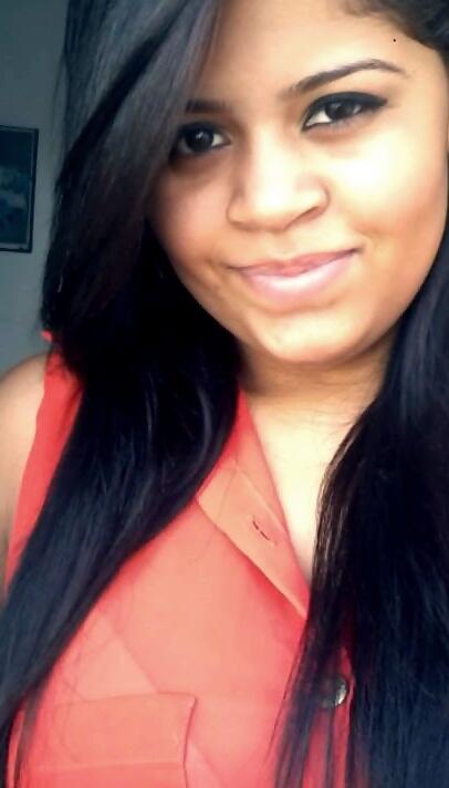 Jainnesz's tweet photo. “Você já era feliz antes dele, então você ainda pode ser feliz sem ele.” #bemisso #eu #linda #haha #2bjs http://t.co/szy4RXYFTR