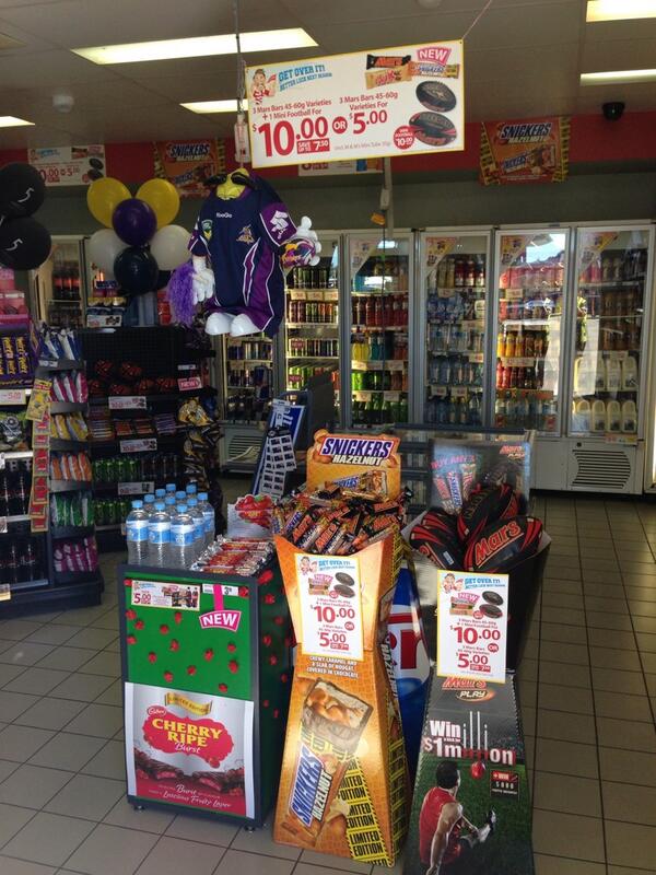 BEKSTORM7's tweet photo. @GRIFFBUNDY @shezie01 @Petrol2284 FRONT ENTRANCE ;-) http://t.co/RYIxVAWzSO