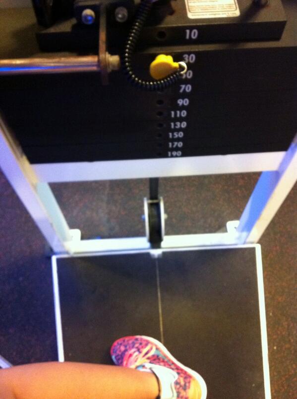 stellachen96's tweet image. Just 30kg and im dying -.- wtffffffff #torsorotation