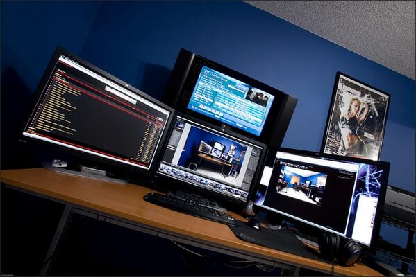 CDuzov's tweet image. Мультидисплейные системы. Подборка 3 из 4
dstn.org/showthread.php…
#display #multidisplay #multimonitor #монитор