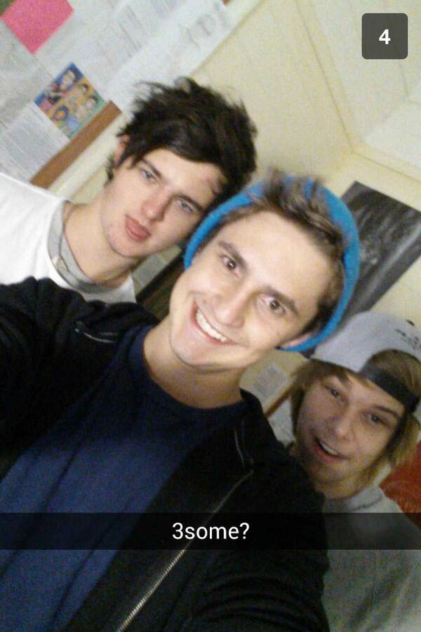 Support4Adrian's tweet image. 