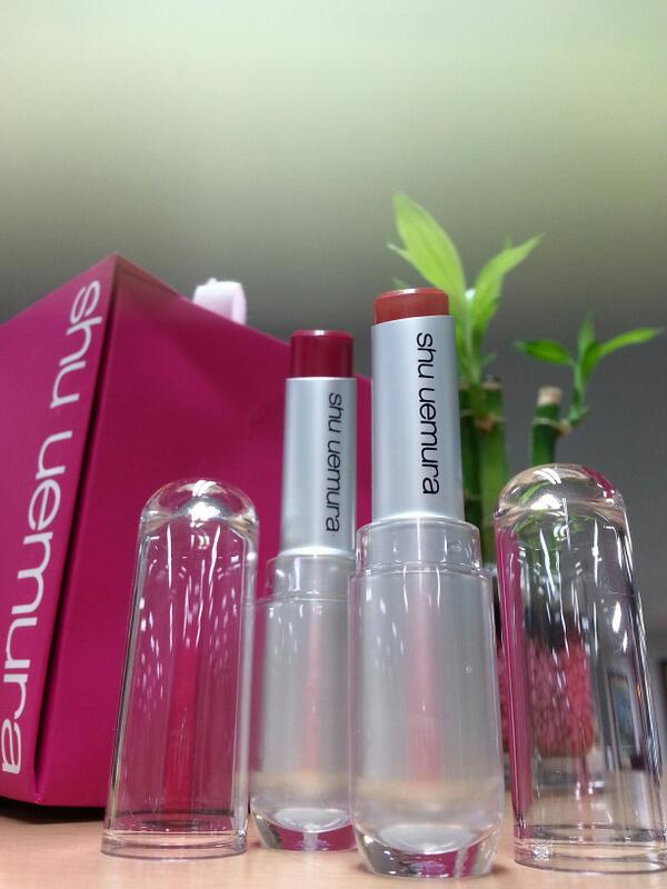 LivingSense's tweet image. 추카추카 ^^ 전세계에 "강남핑크"라는 애칭으로 팔리고 있는 슈에무라의 &amp;lt;크리미 틴트&amp;gt; 판매가 무려 10만개를 돌파했다고 합니다. 같이 보내주신 따끈한 백설기는 편집부에서 맛나게 챱챱 ^.^