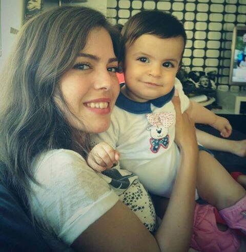 33_tepe's tweet photo. bebekte elinne çok yakışmışş

-ayşegül http://t.co/d8jPn5xR8H