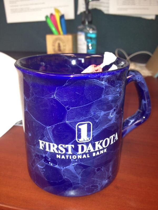 InvestorMaloney's tweet photo. Thank you Laura H! #firstdakota #greatbank http://t.co/et4EIJuqlS