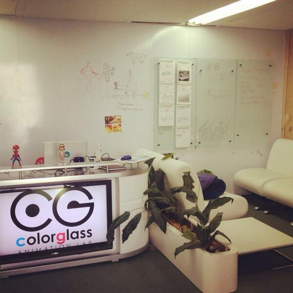 ColorGlassLab tweet picture