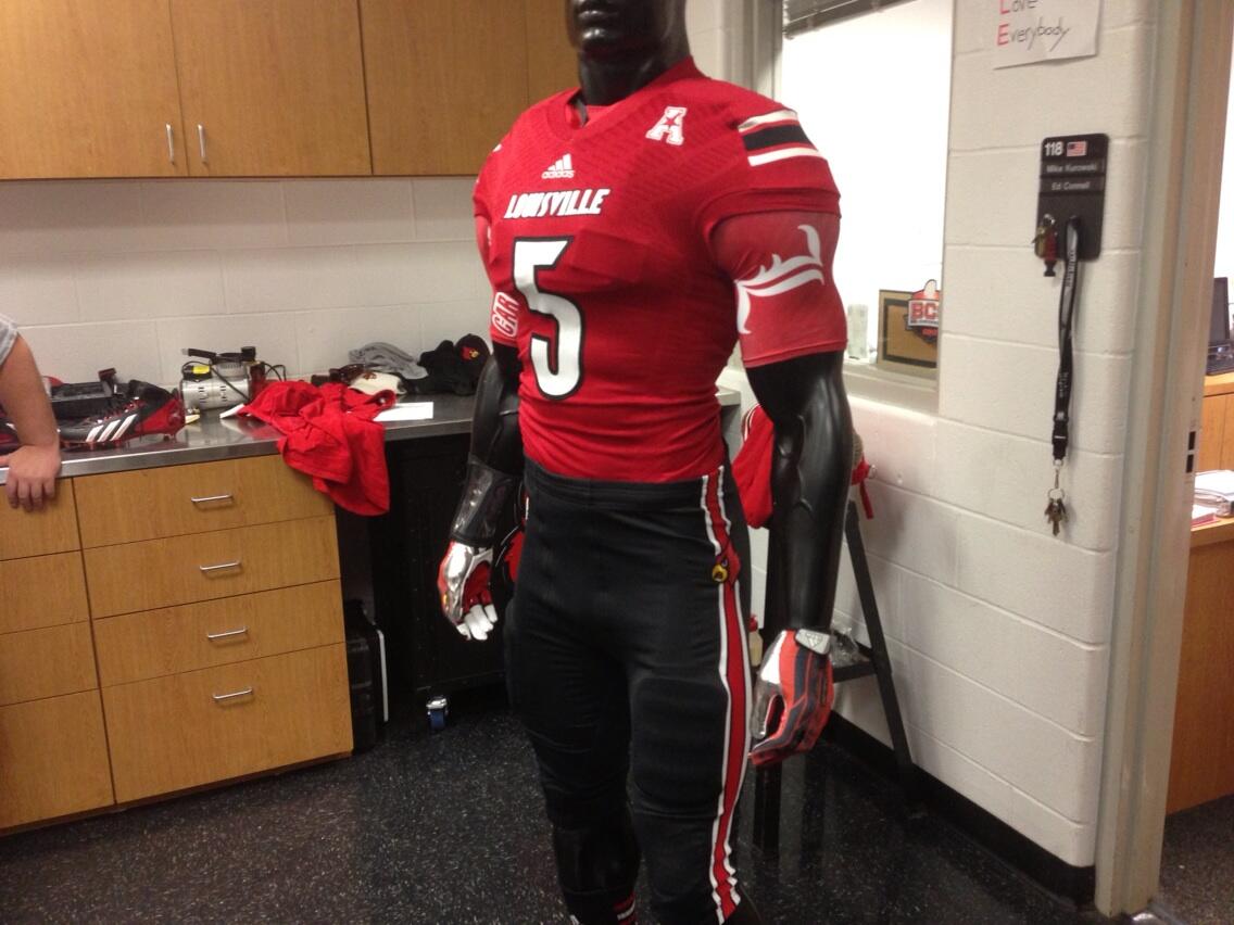 Louisville Football Gets New Uniforms Card Chronicle