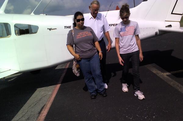 ShuttleLandExp's tweet image. Ray and his family enjoyed their SLE1 flight