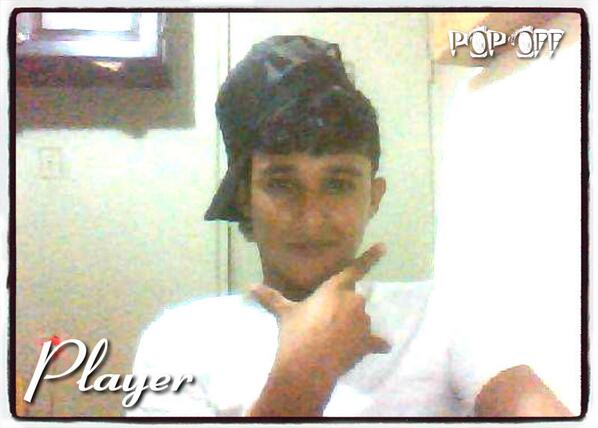 Yepeto_Chavez's tweet image. yaves jajaja, via pizap.com