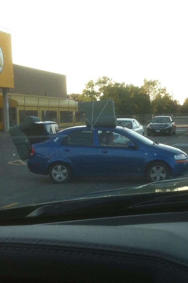 WesHuitson's tweet image. Only in Lindsay #LNZproblems @LNZproblems