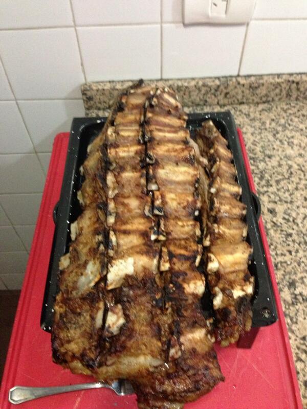 sil_va_no's tweet photo. Asado con el piojo y mamina http://t.co/u7ZdteKzd2